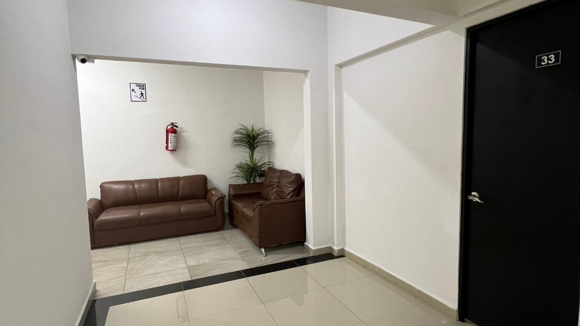 Hotel Plazuela Cadereyta Jiménez Εξωτερικό φωτογραφία